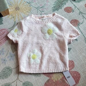 NWT Ugg Short Sleeve Fuzzy Top Size Small